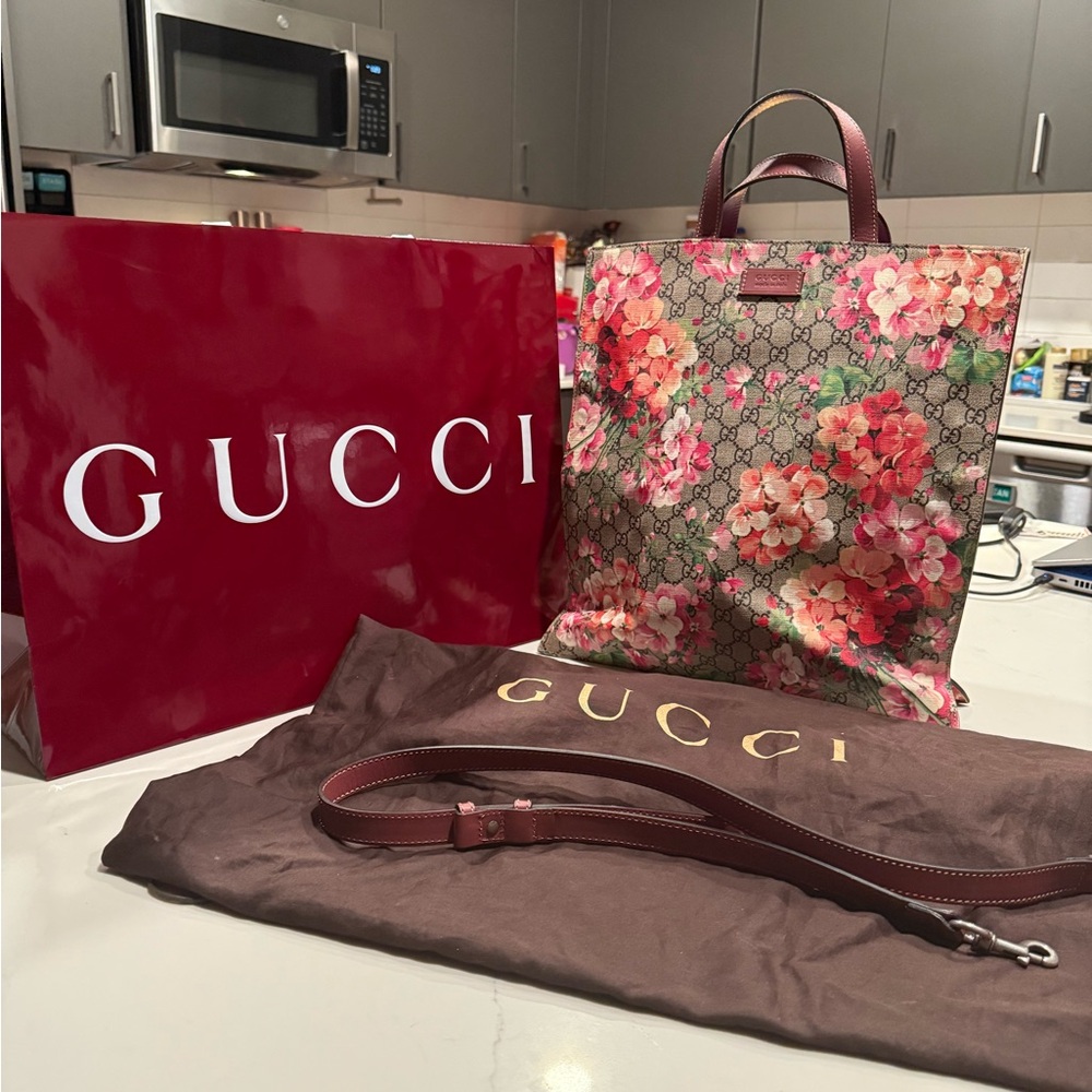 SOLD Gucci Blooms PVC Tote Shoulder Bag 2way Women's Authentic